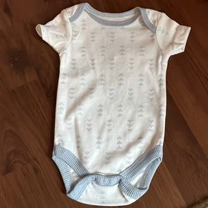 NWOT  chick pea 0-3month onesie